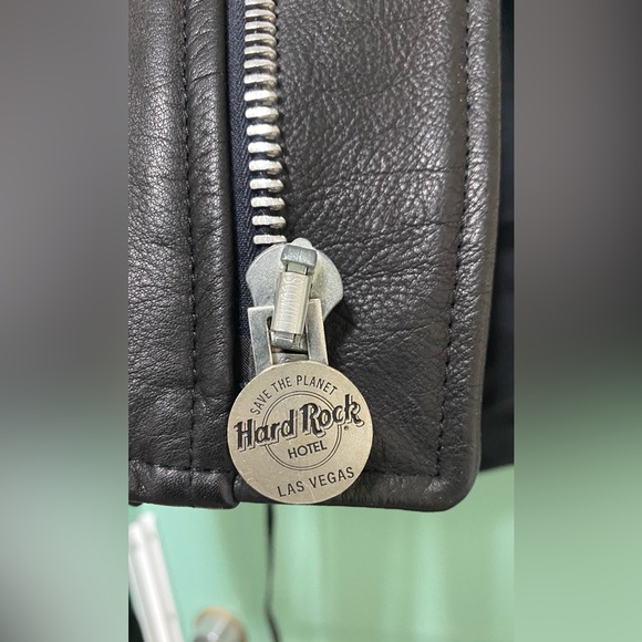 Hard Rock Cafe Biker Leather Jacker - Picture 5 of 14